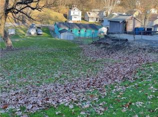 944 27th St, Huntington, WV 25705