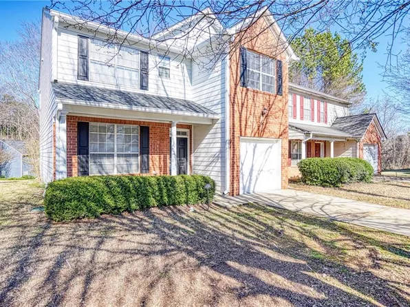 2413 Charleston Pointe Ct, Atlanta, GA 30316