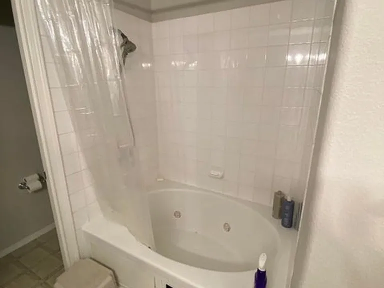20349 Riverside Dr — Photo 10