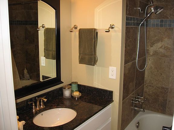 Granite and Tile in Bathrooms