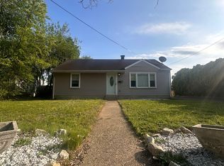 12 Pointville Rd, Pemberton, NJ 08068