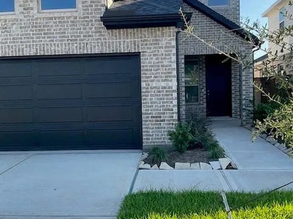 7022 Brilliance Dr, Sugar Land, TX 77469