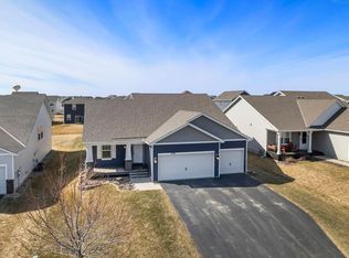 1976 Attenborough St, Shakopee, MN 55379