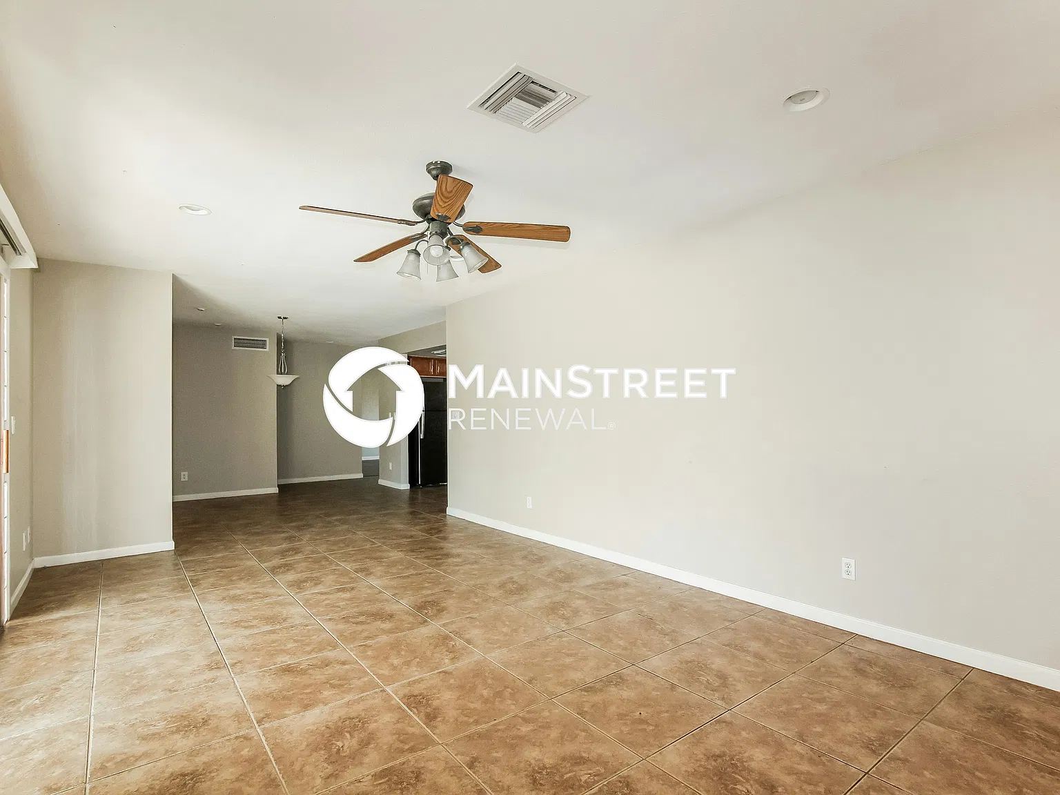 5725 W Yucca St — Photo 4