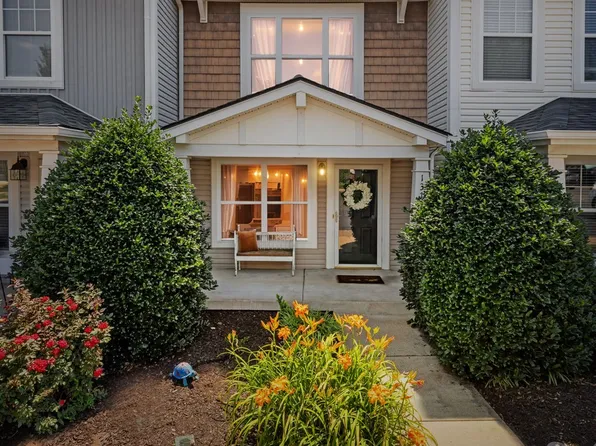 131 Shadow Glen Dr, Nashville, TN 37211