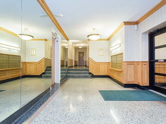 4th image of 14021 Burden Cres #104