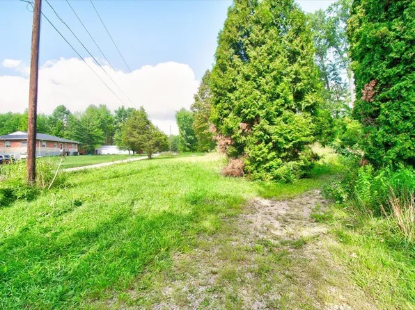 3115 Leeds Rd, Amelia, OH 45102