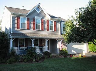 3617 Willoughby Point Ln, Fairfax, VA 22033