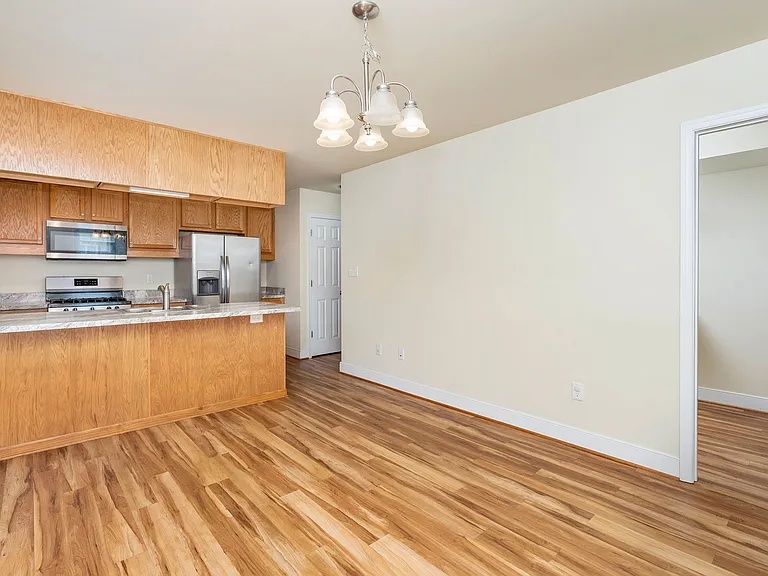 417A Florence Ave #A — Photo 7