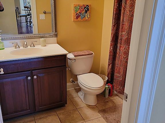 5th image of 1096 Bridgeview Ln #A204