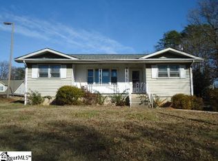 30 Saint Mark Rd, Taylors, SC 29687