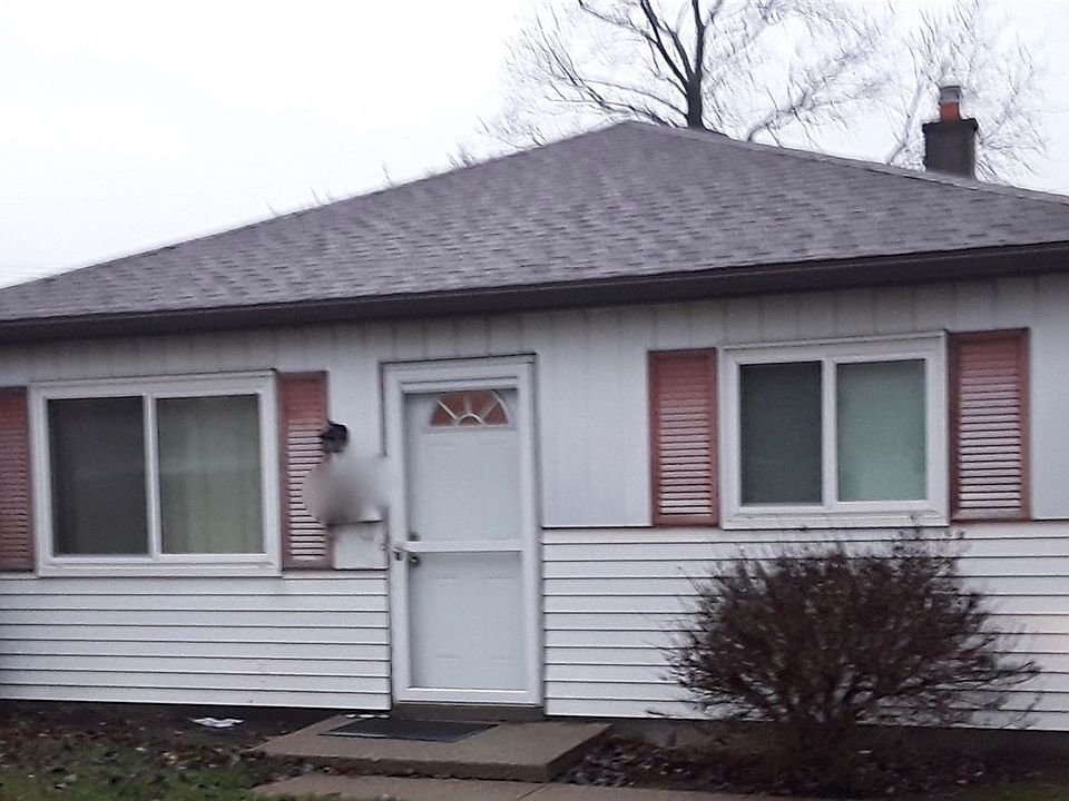 1st image of 4744 Campbell St