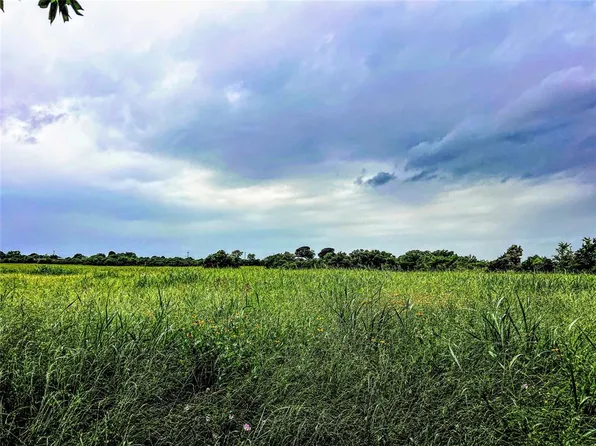 000 Schroeder Rd, Brenham, TX 77833