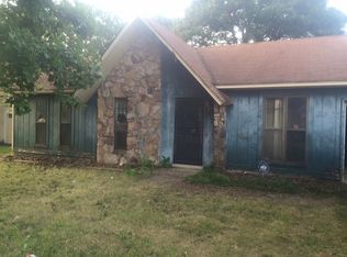 3376 Spring Shadow Dr, Memphis, TN 38118