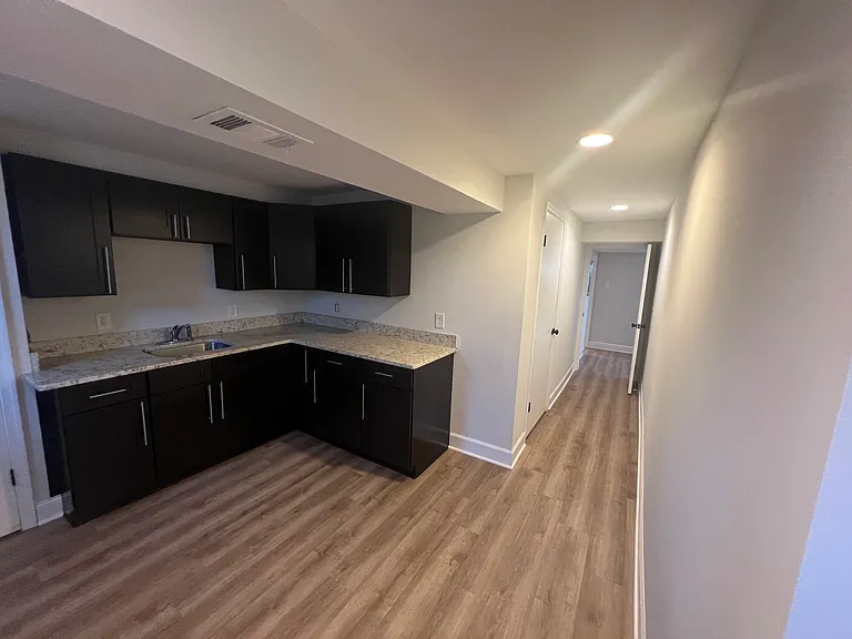 10123 Eastlake Dr — Photo 18