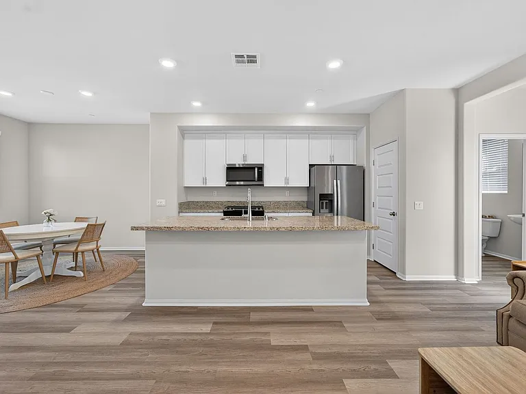 40379 Melrose Dr — Photo 17