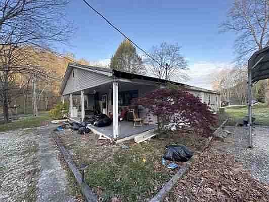 4th image of 566 Hoods Run Rd