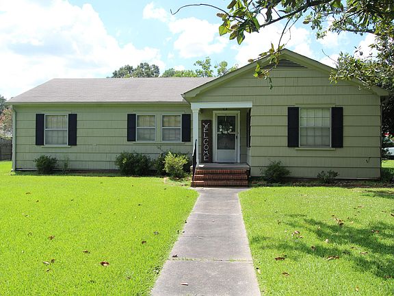 3rd image of 1425 N Avenue D