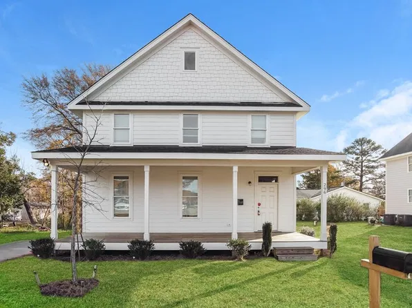 296 Bridge St, Fuquay Varina, NC 27526