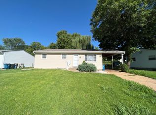 6703 Sandy Hill Dr, Hazelwood, MO