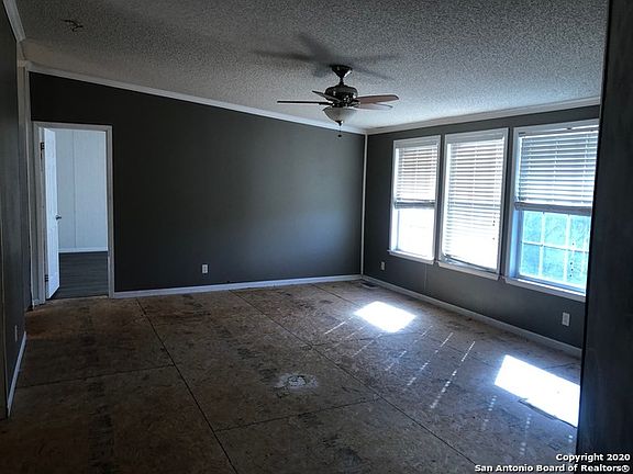 3rd image of 249 Fm 306