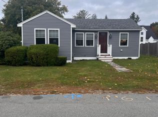 39 Acorn Rd, Hampton, NH 03842