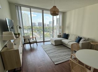 79 SW 12th St APT 1502, Miami, FL 33130