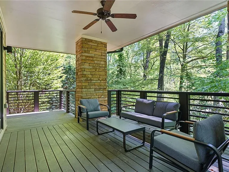 4373 Wieuca Rd NE — Photo 16