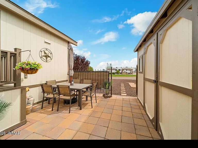 1812 Juniper Ridge Dr — Photo 5