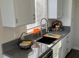 1512 Corinth Ave, Los Angeles, CA 90025