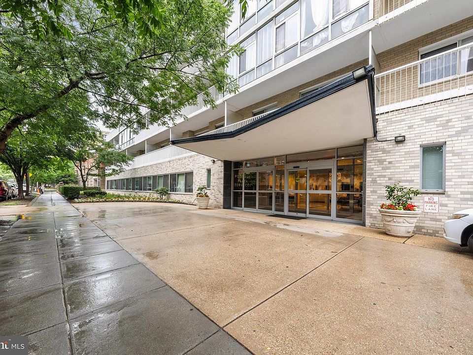 1st image of 730 24th St NW #206