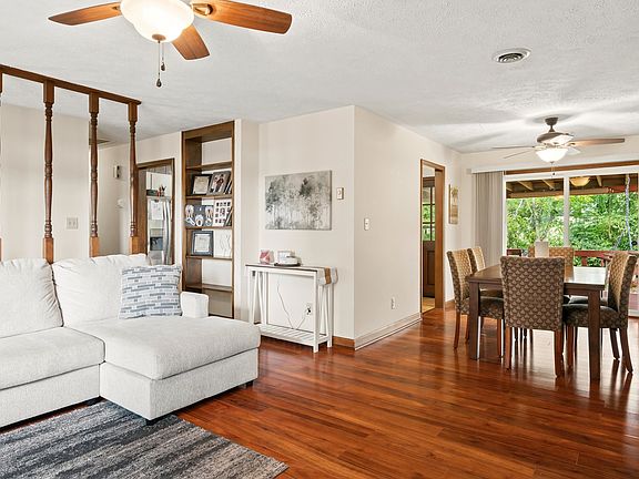 5th image of 1429 Whitethorn St