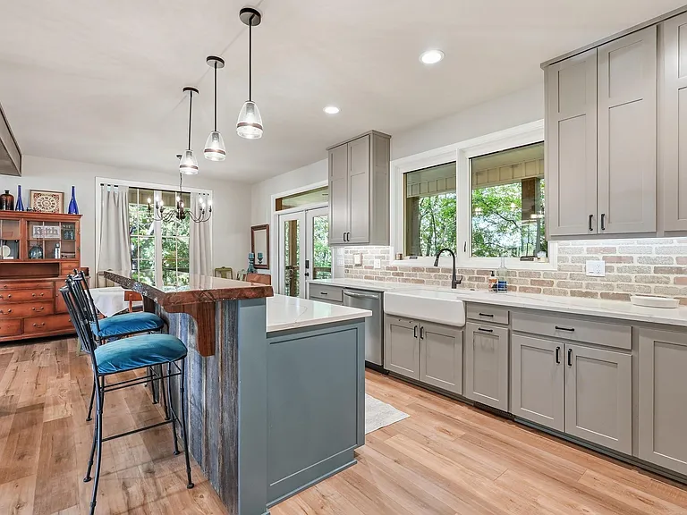 3247 Dug Hill Rd — Photo 20
