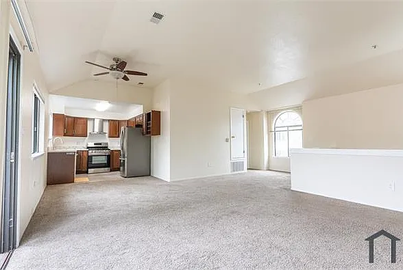3260 Dakota St — Photo 3