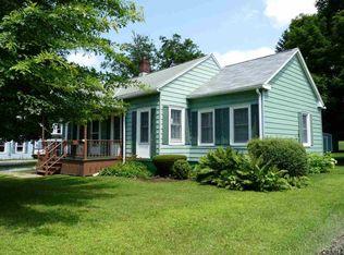 47 High St, Hoosick Falls, NY 12090