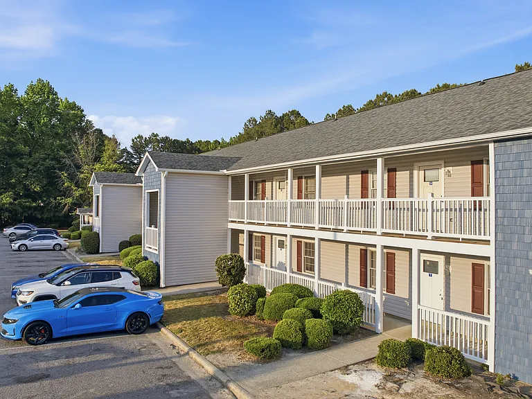 Westpointe Apartments — Photo 40
