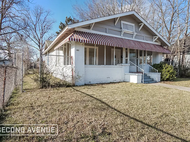 2908 Avenue I — Photo 23