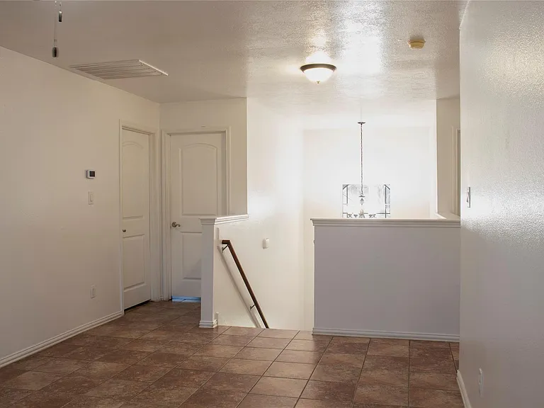 16130 Coleburn Dr — Photo 12
