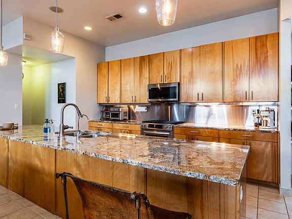 5th image of 2305 Mananitas Ln NW