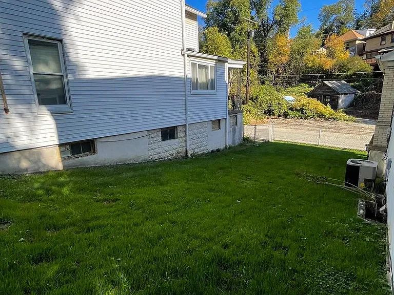 1 Arnold St — Photo 12