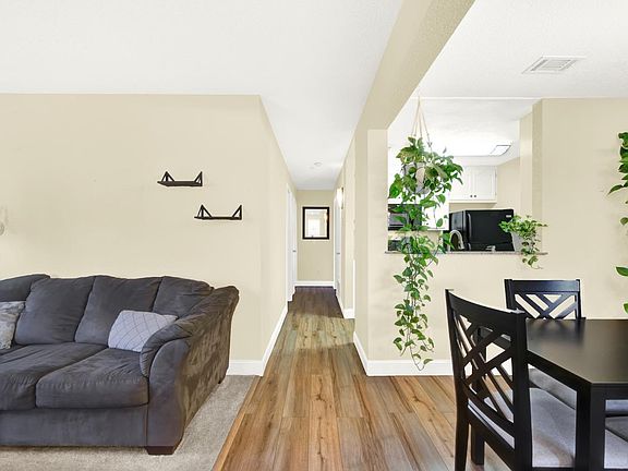 4th image of 1801 Marshall Road #801