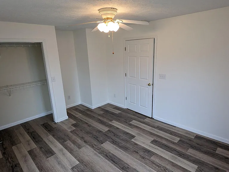 2347 S Peoples Ct — Photo 10