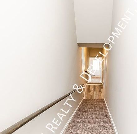 4th image of 6622 S University Ave Unit 3