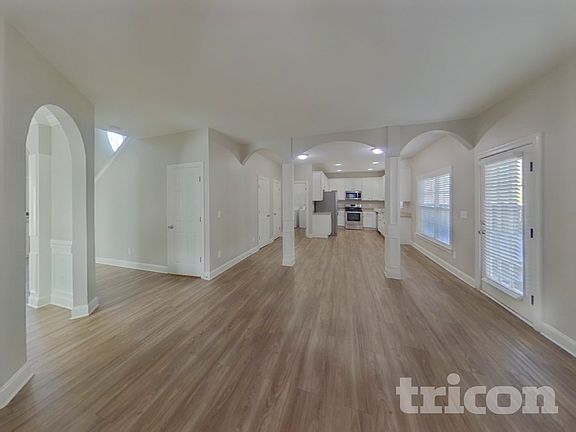 3rd image of 1100 Bungalow Dr