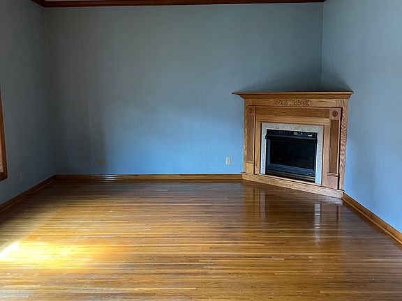 2nd image of 264 George Urban Blvd