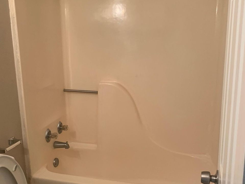 1st image of 2860 Barataria Blvd #2860