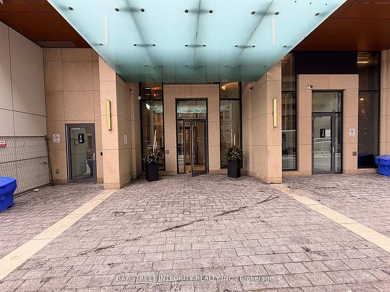 395 Bloor St E #4808 — Photo 9