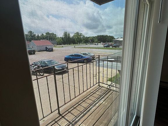5th image of 1214 Mosinee Ave #8