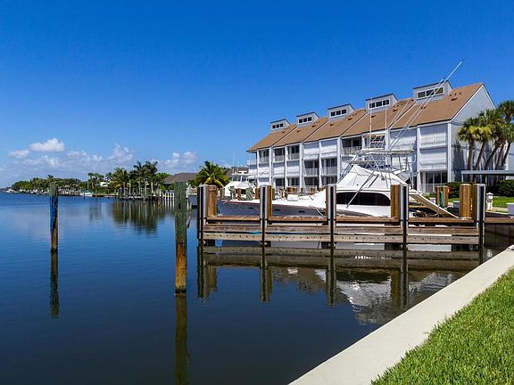 5th image of 2115 Windward Way APT 305