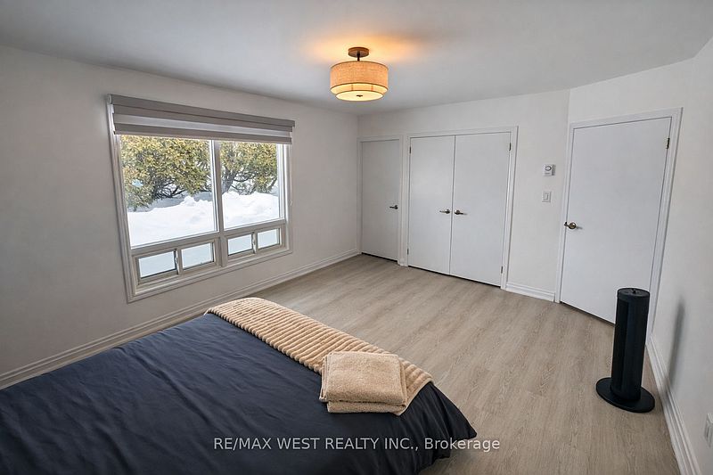 Wasaga Beach House for rent - 4 Bedrooms — photo 20